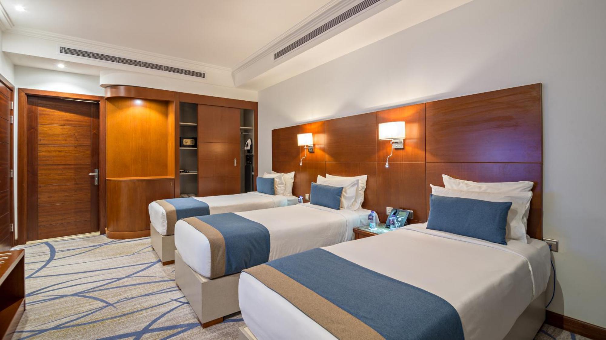Jiwar Almasi Hotel Jeddah Luaran gambar