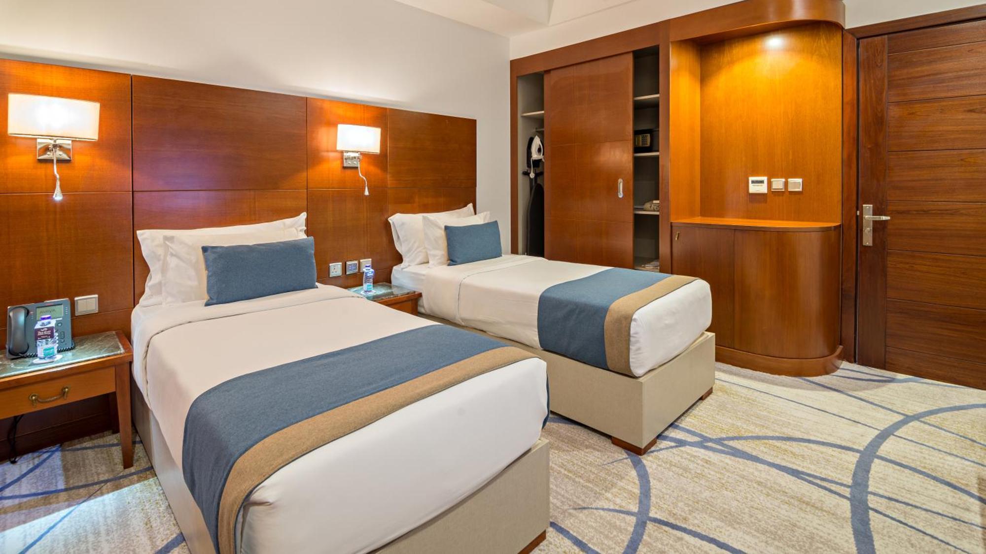 Jiwar Almasi Hotel Jeddah Luaran gambar